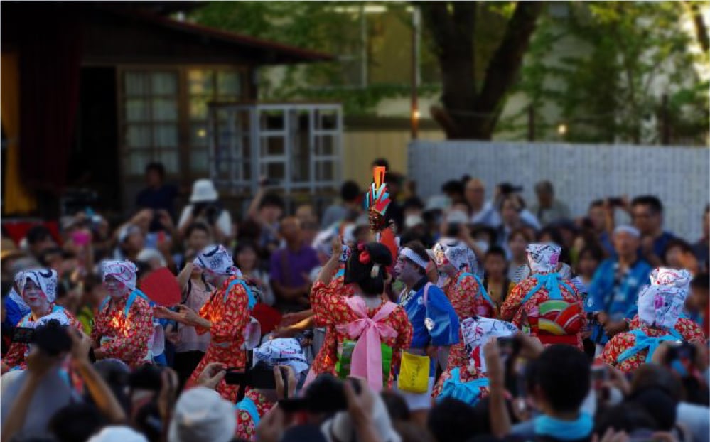 ［お札まき/2015年撮影］